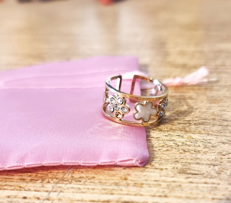 Bague Fleur Nacre et Strass