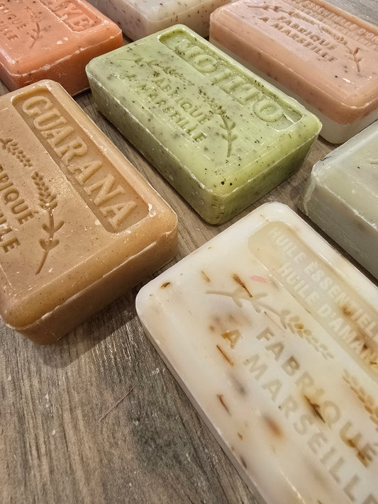 Savon exfoliant - parfumé
