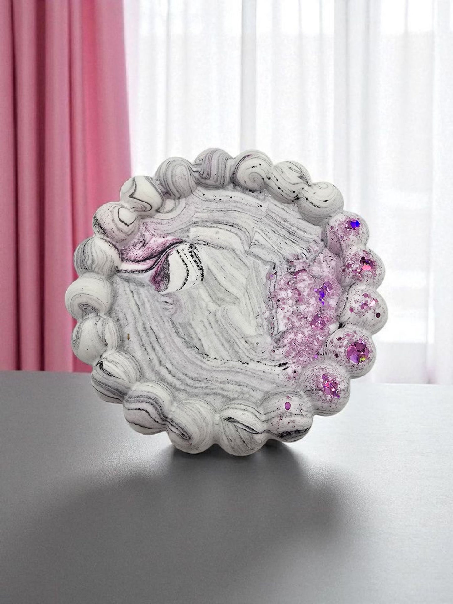 Plateau Rond Bulles – Jesmonite